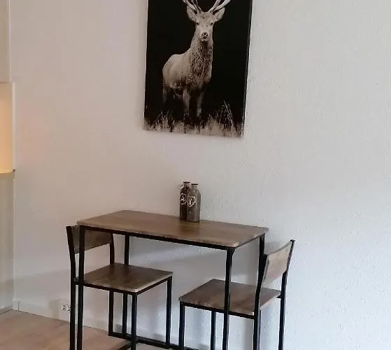 2 Min Zum Apartment